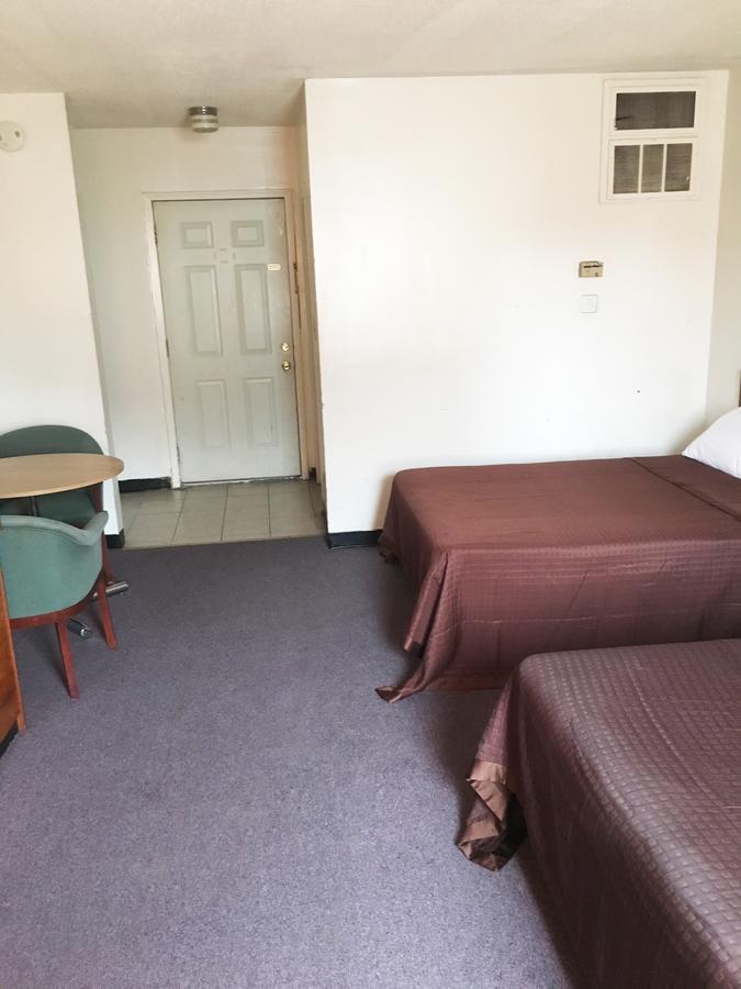 Village Motel エレンビル エクステリア 写真